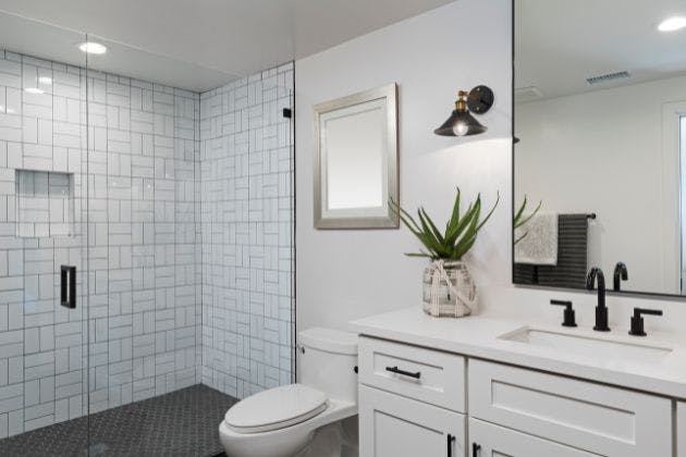 How to Choose the Best Bathroom Fitter for Your Home